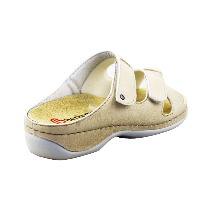 Janna Melbourne | Beige