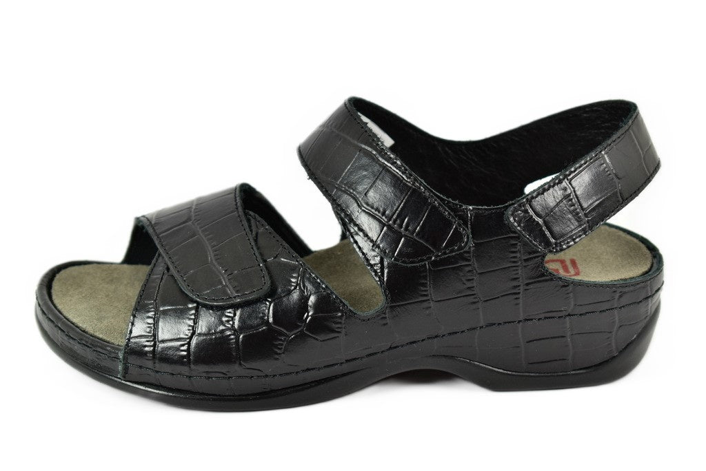 Rina Melbourne | Night Black Leather