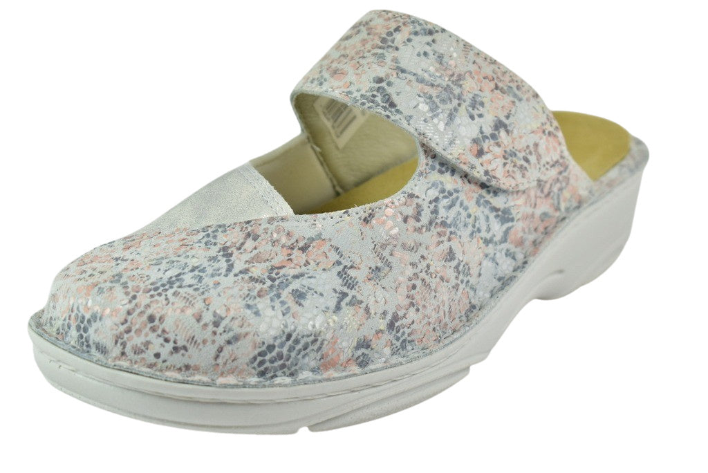 Heliane Aventin | Pastel Leather