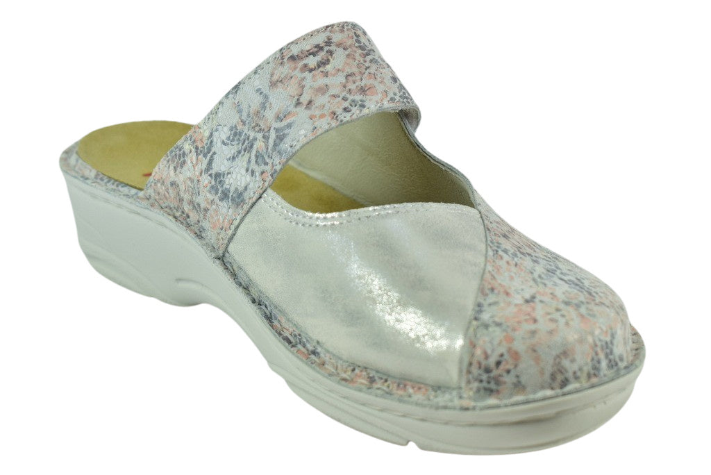 Heliane Aventin | Pastel Leather