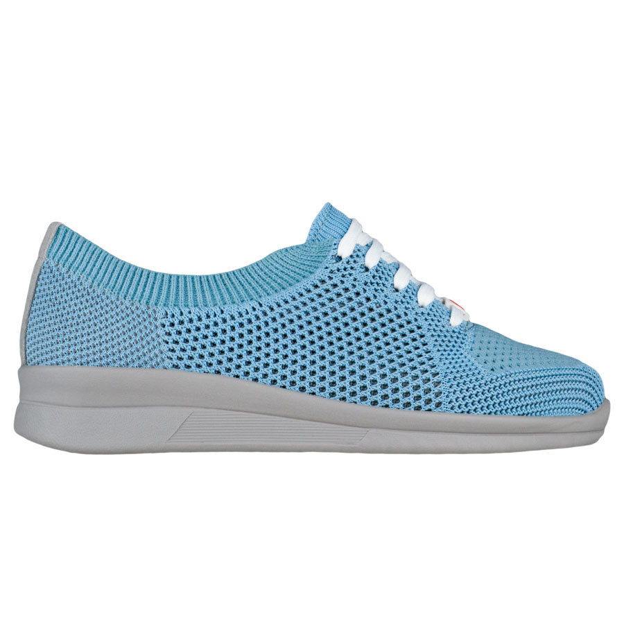 Eila Light blue size 3