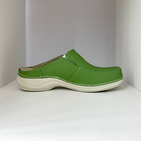 Comfort shoes for work | LIGHT GREEN | A couple
