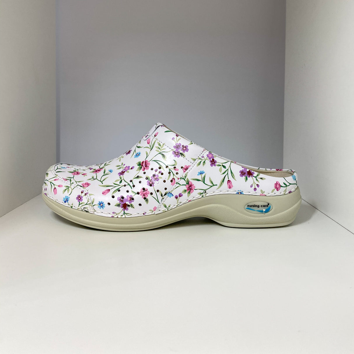 Komforta apavi darbam | FLOWERS | Veneza