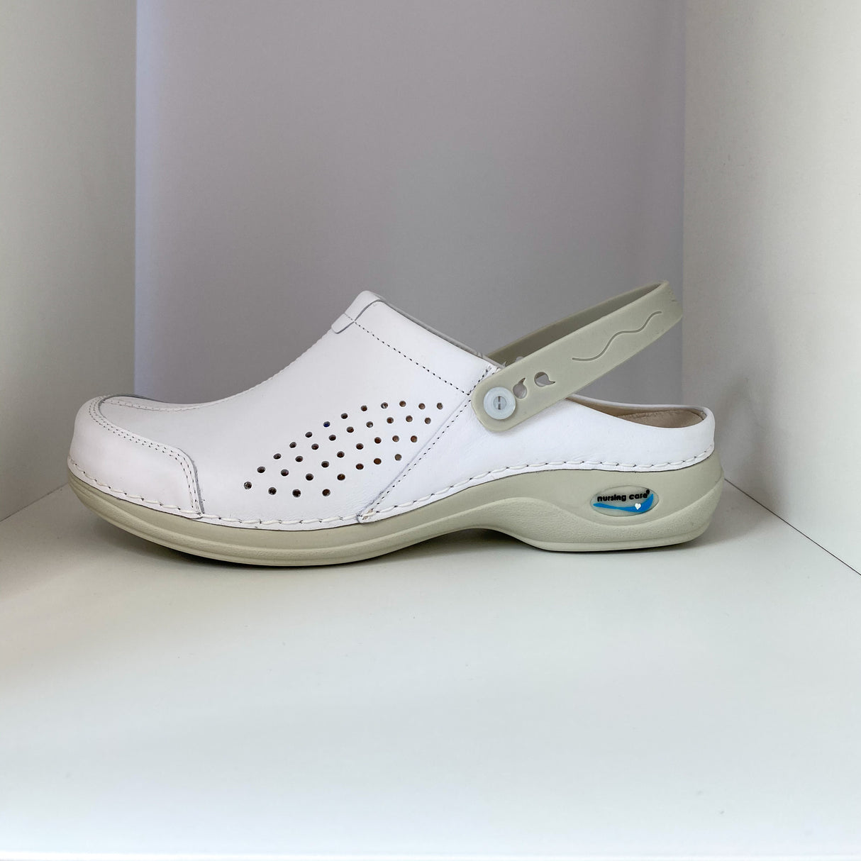 Komforta apavi darbam ar siksniņu | WHITE | Veneza