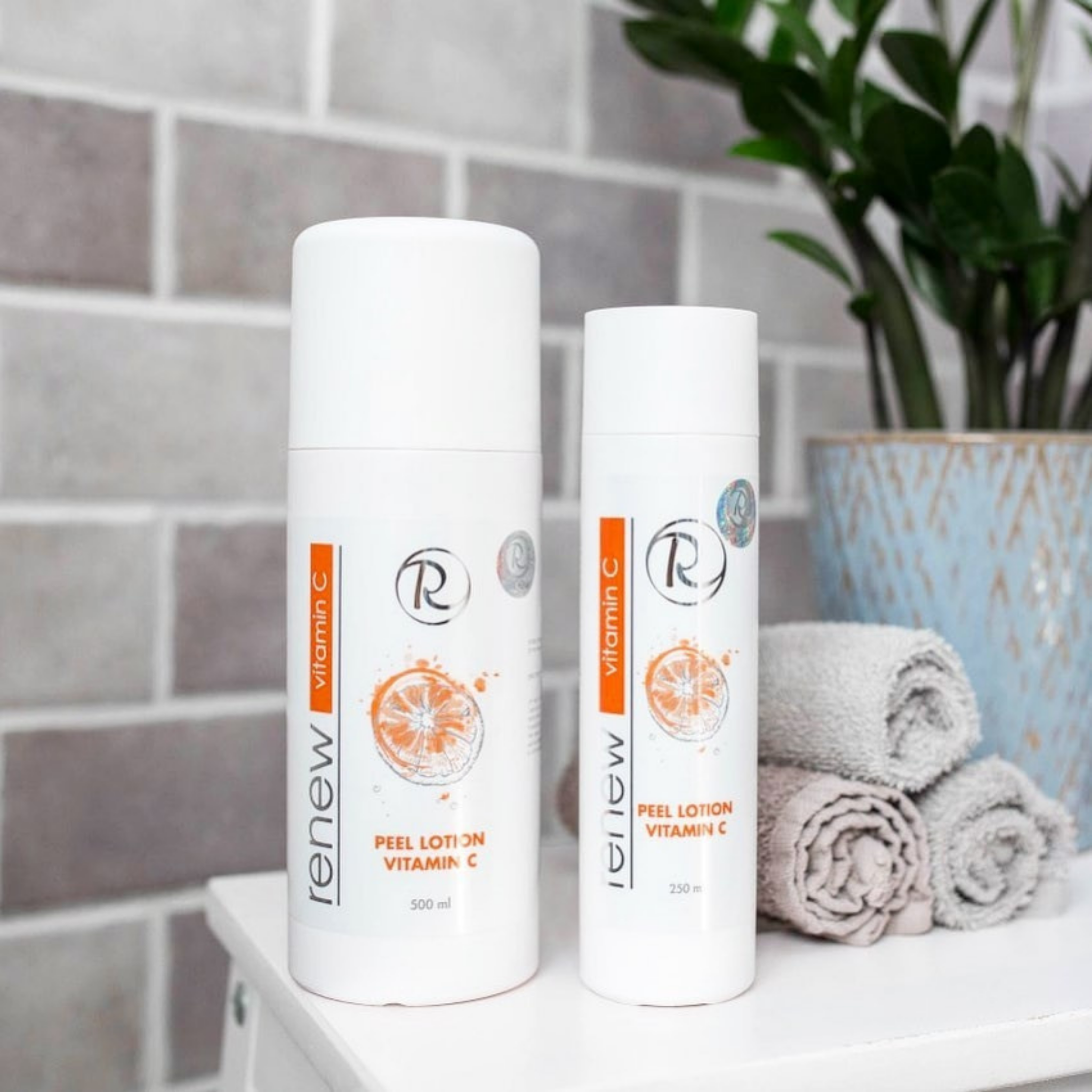 Renew Peel Lotion Vitamin C – Pīlinga losjons ar C vitamīnu