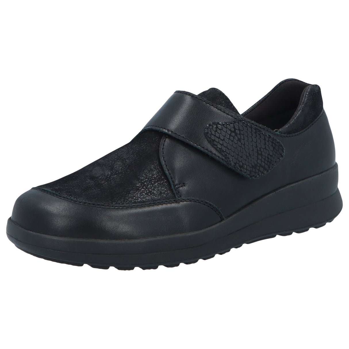 Venita | Casual shoes | Black with gloss