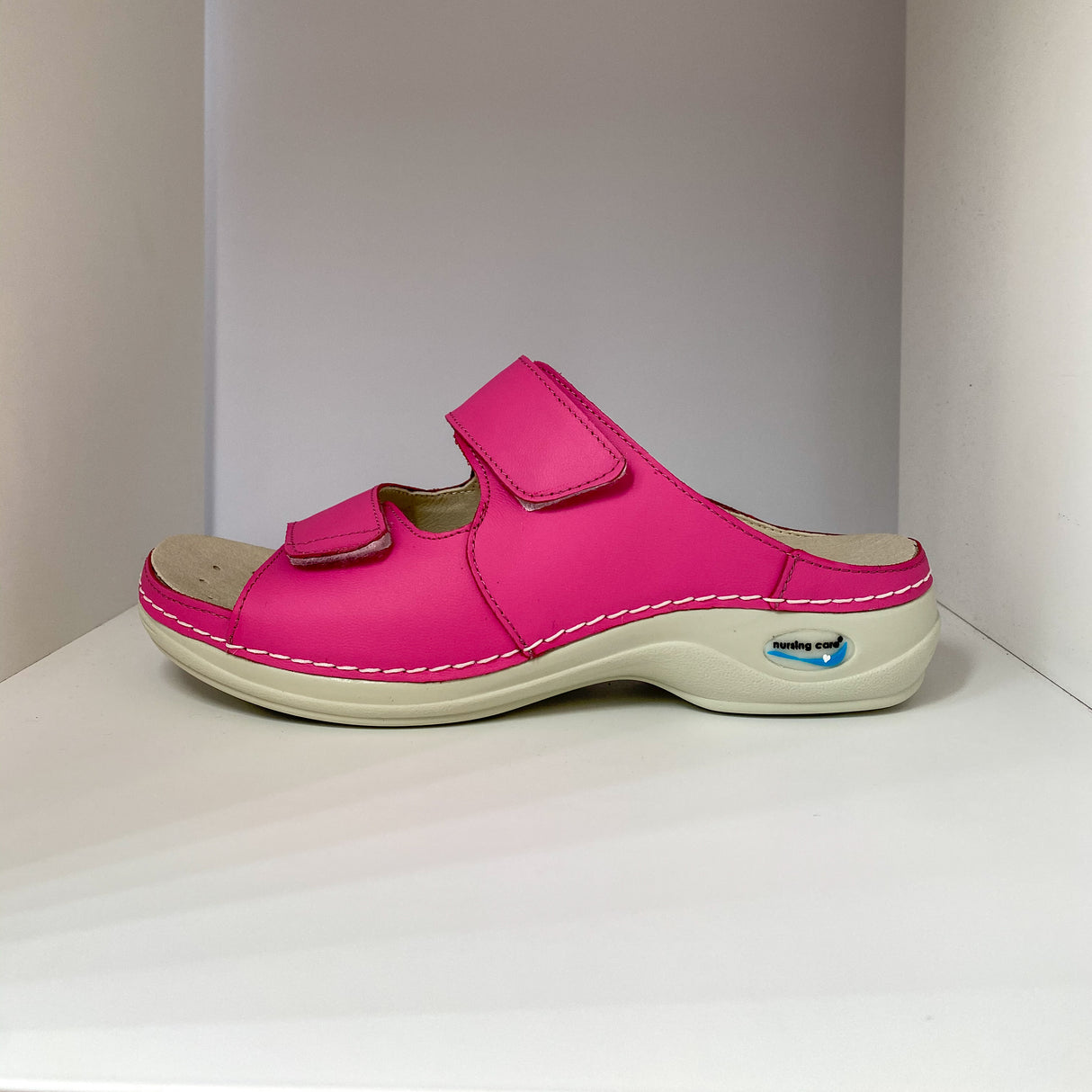 Comfort shoes for work | FUCHSIA | One