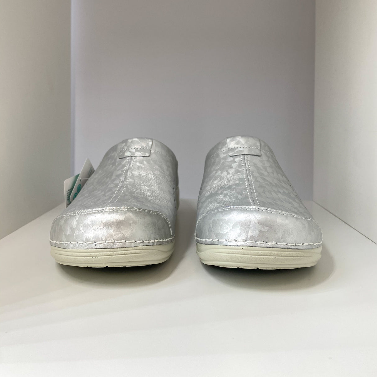 Comfort shoes for work | SILVER | Venice